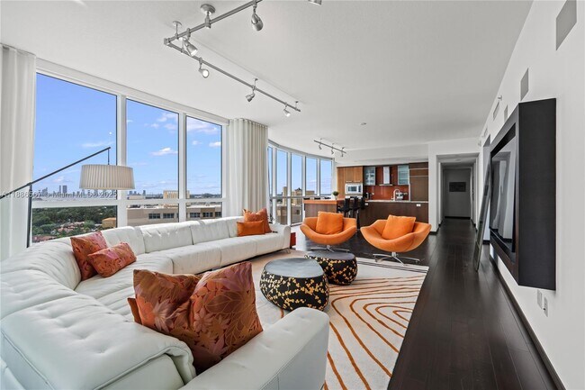 Building Photo - 3801 Collins Ave