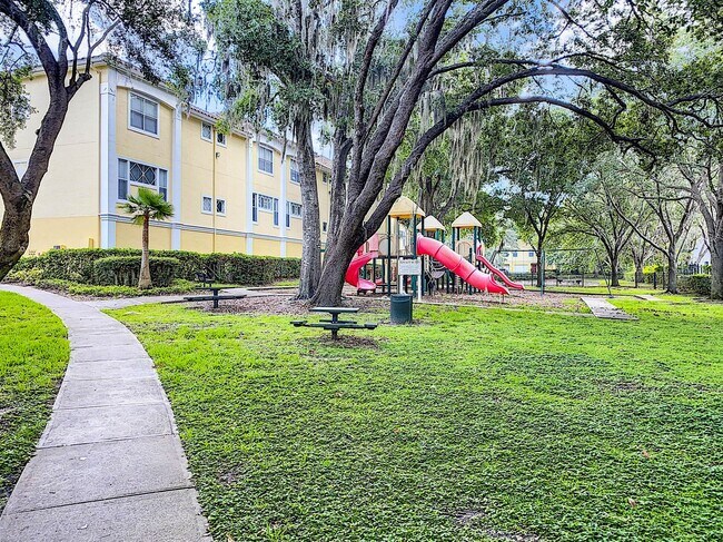 Building Photo - NEWLY RENOVATED 2-Bdrm Condo in Visconti's...