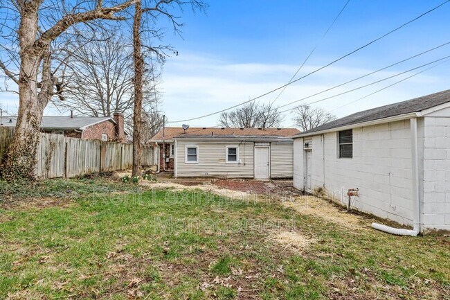 Building Photo - 3633 King Arthur Dr