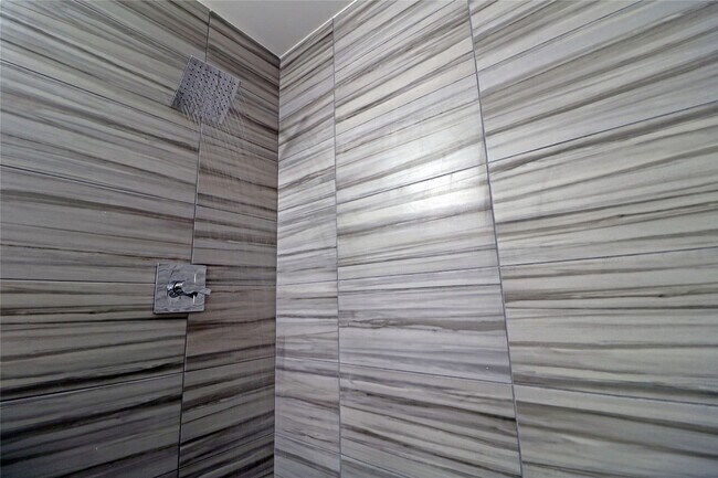 Building Photo - 2310 McDuffie St