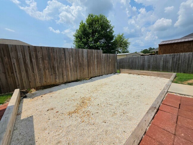 Building Photo - 14645 Birkdale Dr