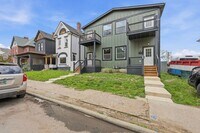 Building Photo - 830-834 Oak Street