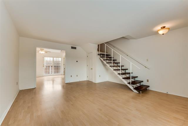 Building Photo - 7759 Royal Ln