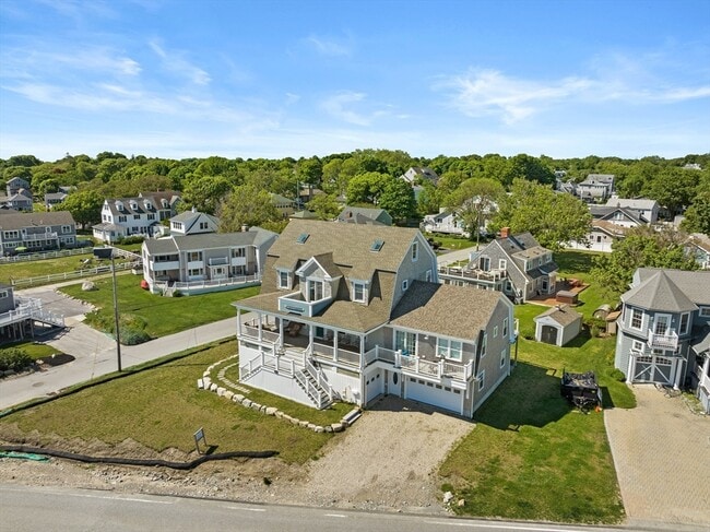 Building Photo - 33 Oceanside Dr