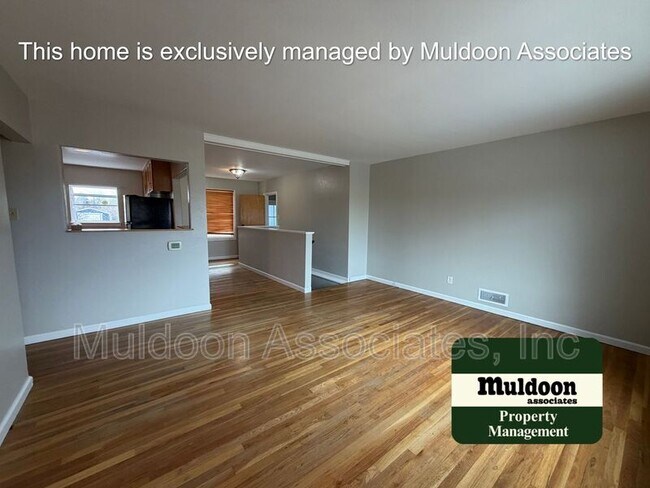 Building Photo - 1105 E Caramillo St