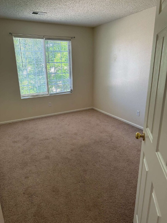Building Photo - 3870 S Himalaya Way