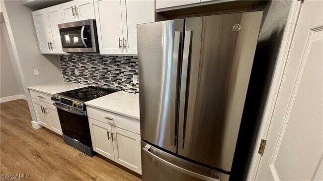 Building Photo - 11530 Villa Grand