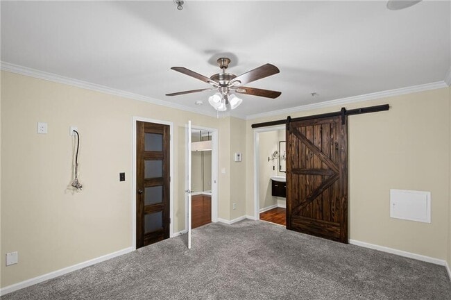 Building Photo - 401 Augusta Dr