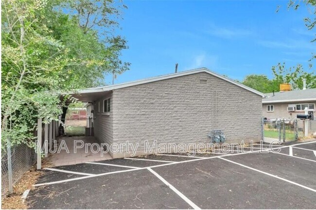 Building Photo - 2650 8990 W