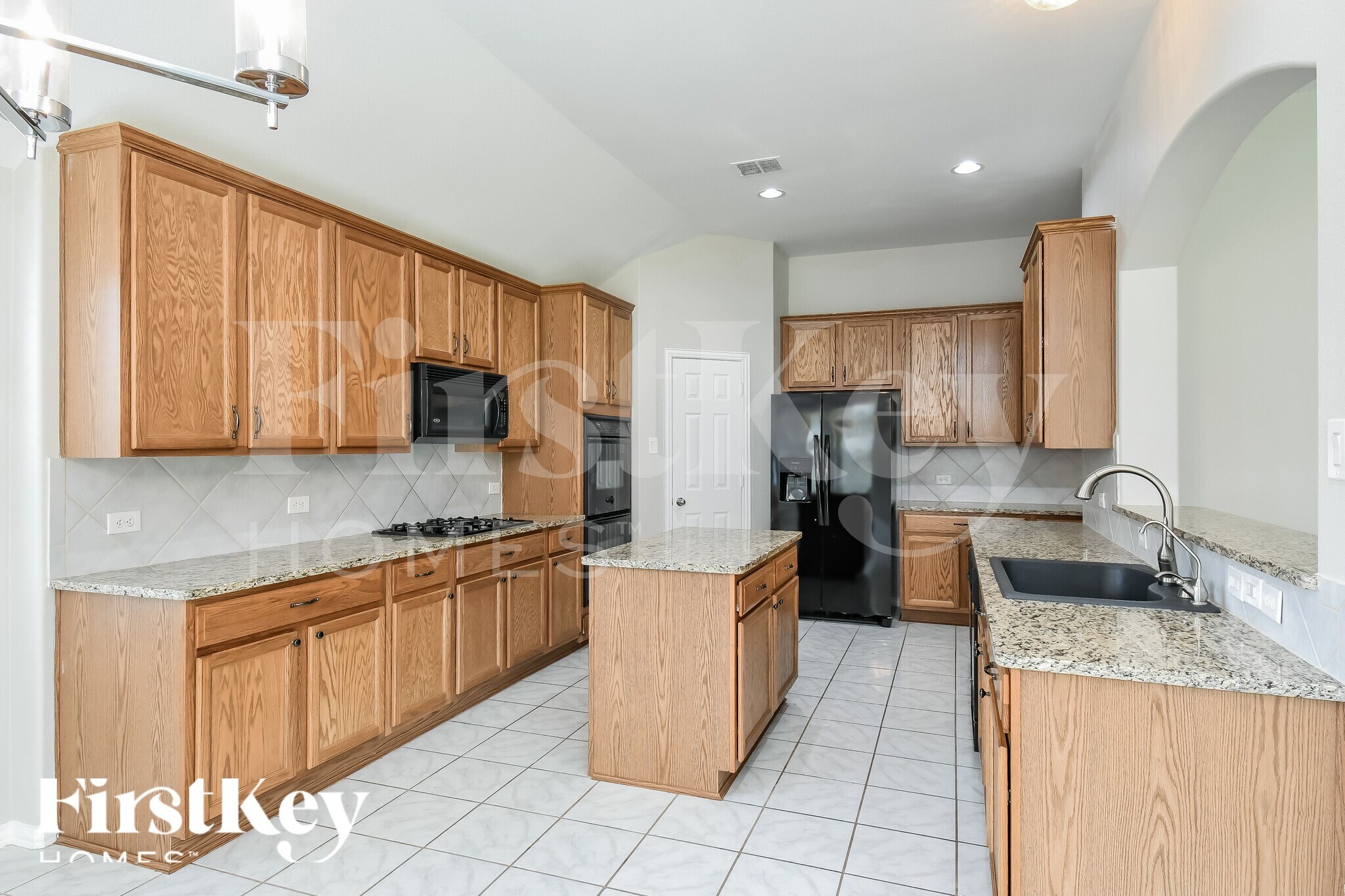 Building Photo - 403 Canadian Trail