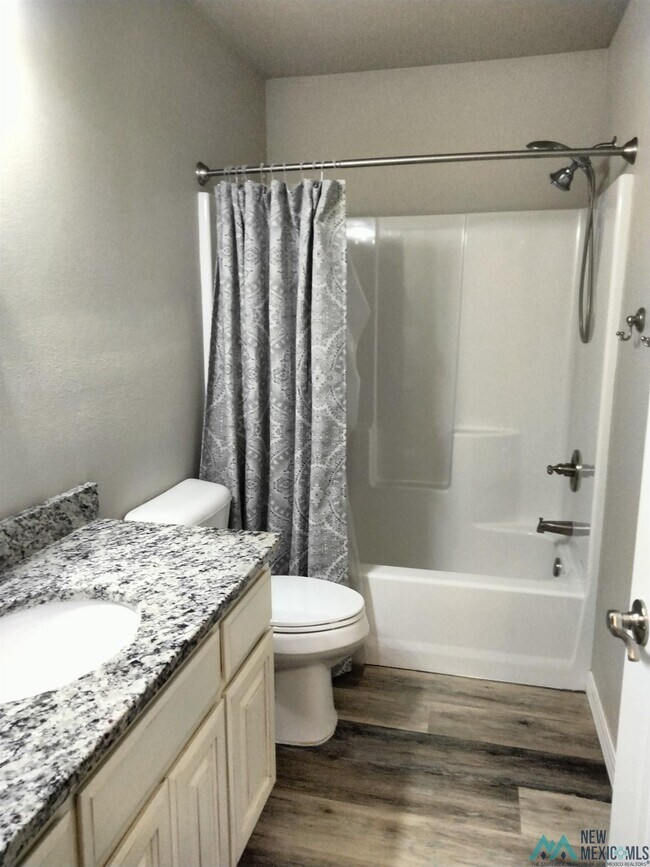 Building Photo - 621 Providence Cir