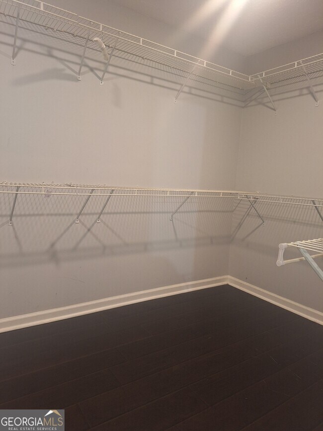 Building Photo - 1450 Scenic Brook Tr SW