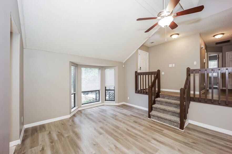 Building Photo - 8607 Forest Pointe Ct