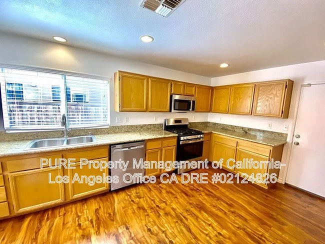 Building Photo - 25531 Bayside Pl