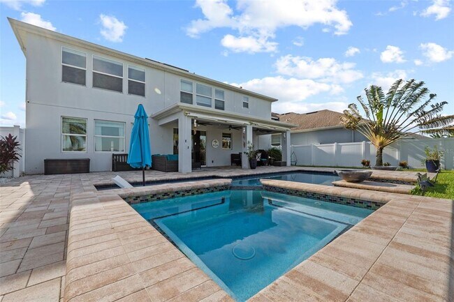 Building Photo - 14807 Winter Stay Dr