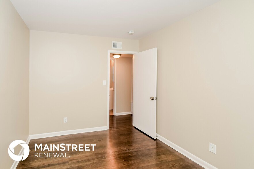 Building Photo - 1536 Matt Leonard Dr SW