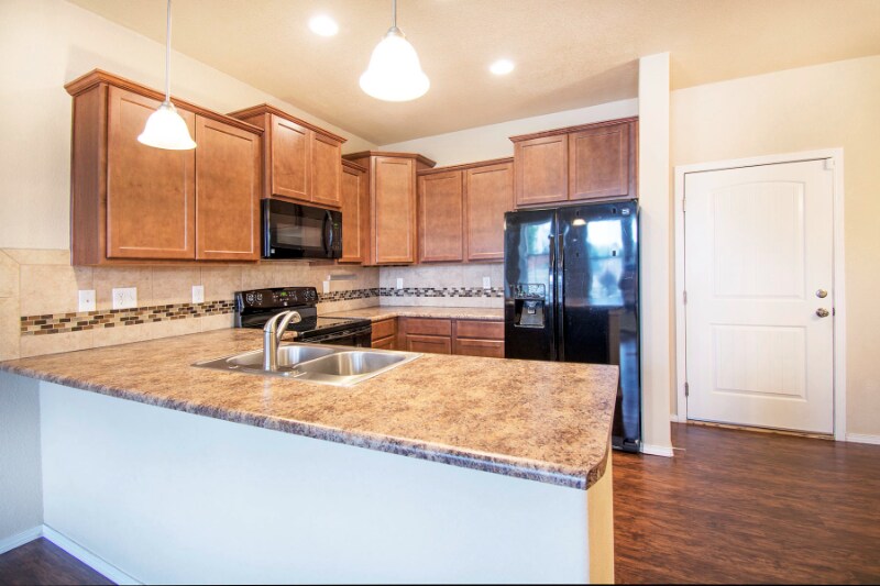 Building Photo - 5343 Prominence Point