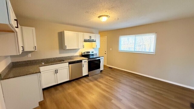 Building Photo - 9148 Rochelle Dr