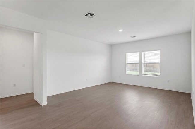 Building Photo - 114 Miglia St