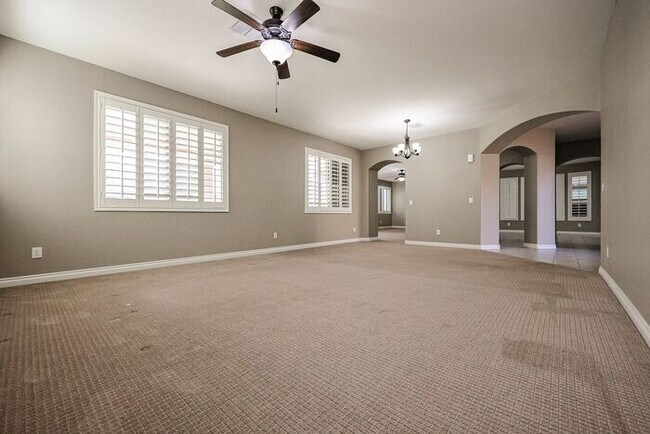 Building Photo - COMING SOON! Great Location!Stunning 6-bedroom Plus 7, 4.5-bathroom home located in Chandler