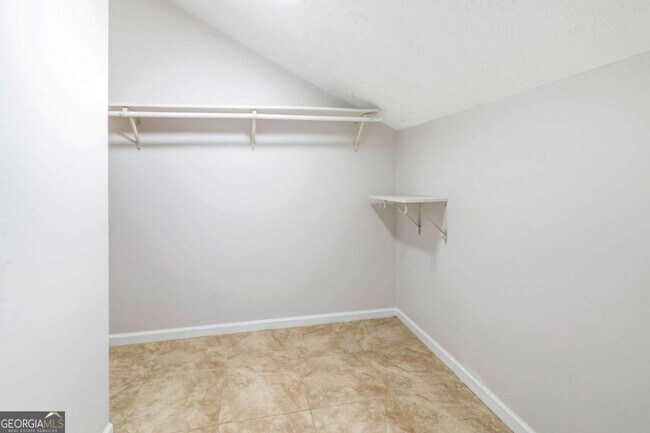 Building Photo - 1065 Mariners Dr