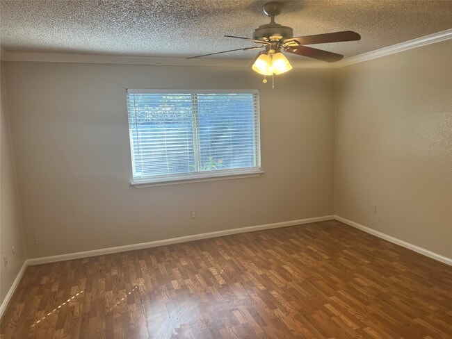 Building Photo - 5115 Autumn Forest Dr