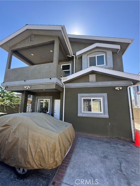 Building Photo - 3533 W 109th St