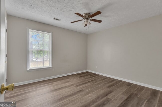 Building Photo - 116 Crofts Corner
