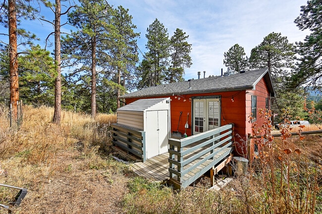 Building Photo - 6959 Willa Ln