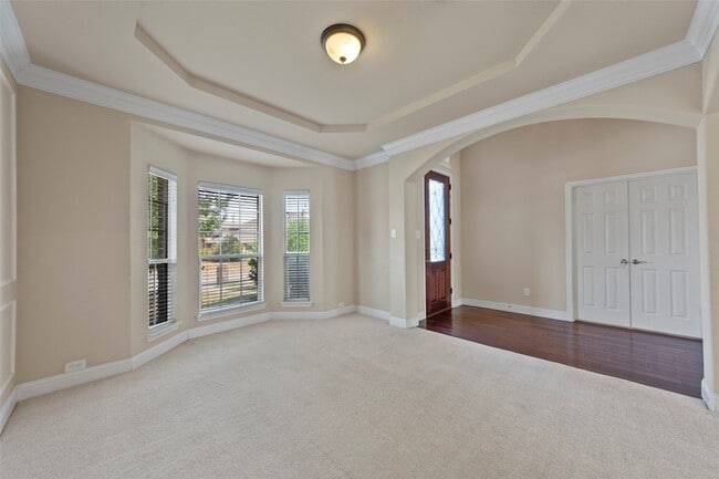 Building Photo - 6529 Abrams Dr