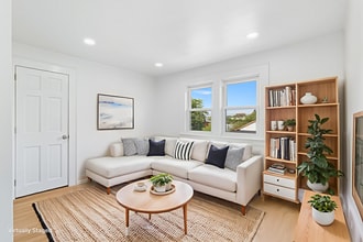 Building Photo - 44 Grant Ave