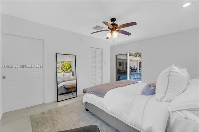 Building Photo - 7465 SW 135th St