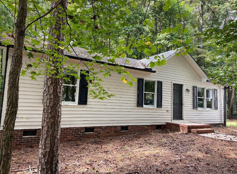 Primary Photo - 1816 Azalea Ave