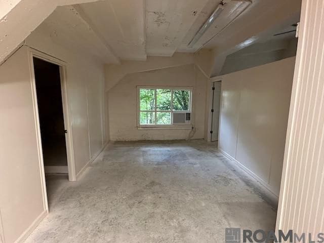 Building Photo - 659 W Main St