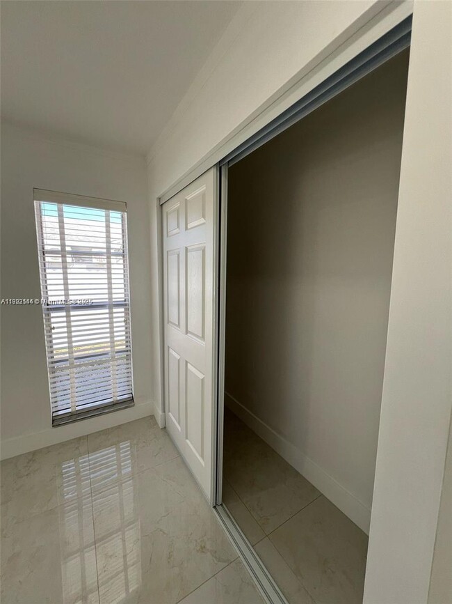 Building Photo - 26045 SW 131st Ct