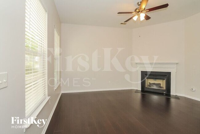 Building Photo - 107 Kensington St