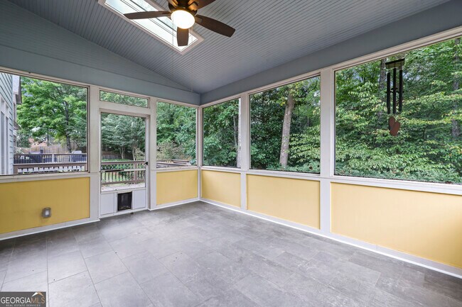 Building Photo - 3740 Ashford Point