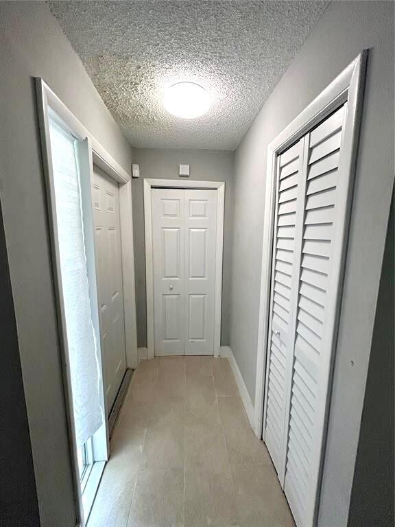 Building Photo - 8131 Lagos De Campo Blvd