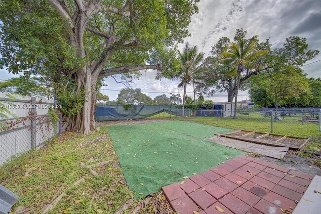 Building Photo - 2243 NW 61st St