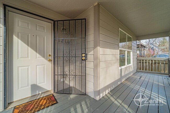 Building Photo - 1216 W 22nd St