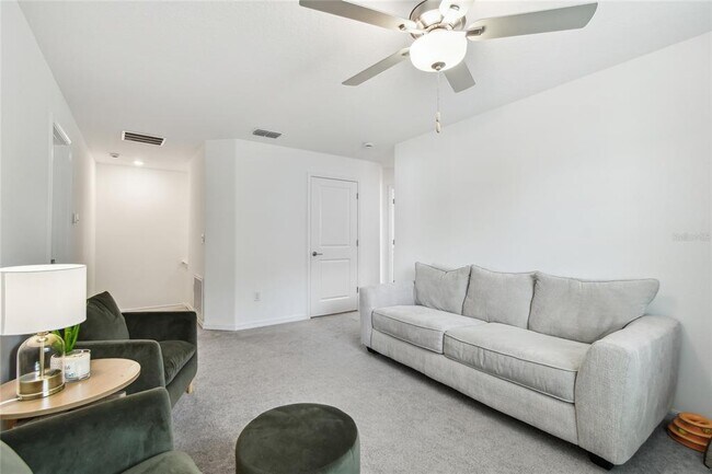 Building Photo - 9669 Ashworth Pl