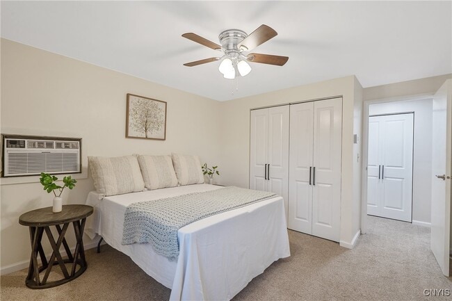 Building Photo - 327 Village Blvd N