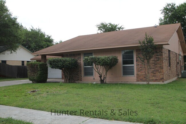 Building Photo - 2810 Lawndale St