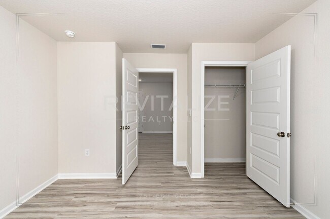 Building Photo - 22360 Aleutian Ave