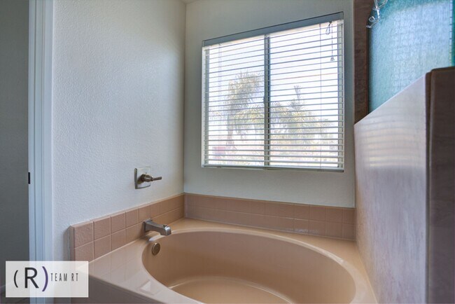 Building Photo - A Bright and Cozy Home with 3 Bedroom and 2 Bathroom with a Loft