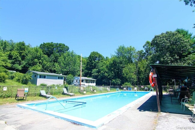 Building Photo - 35 Glanhope Rd