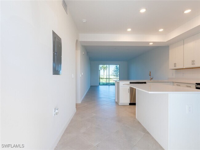 Building Photo - 5807 Double Eagle Cir