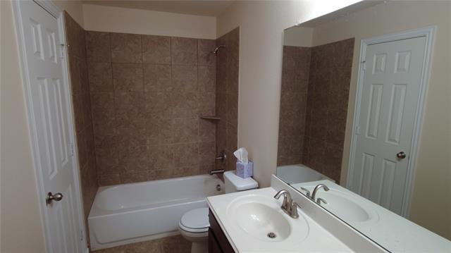 Building Photo - 300 Dorset Ct