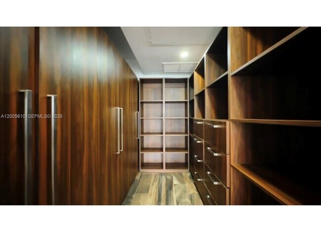 Building Photo - 11111 Biscayne Blvd