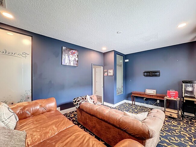 Building Photo - FURNISHED 4 Bedroom House + Office + Home ...